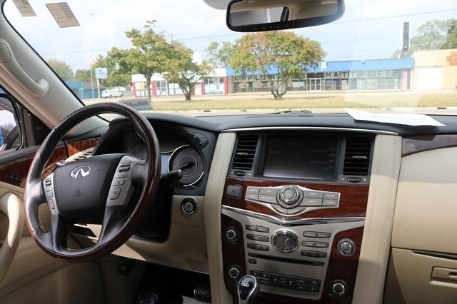 Infiniti QX80 LUXE AWD 2019