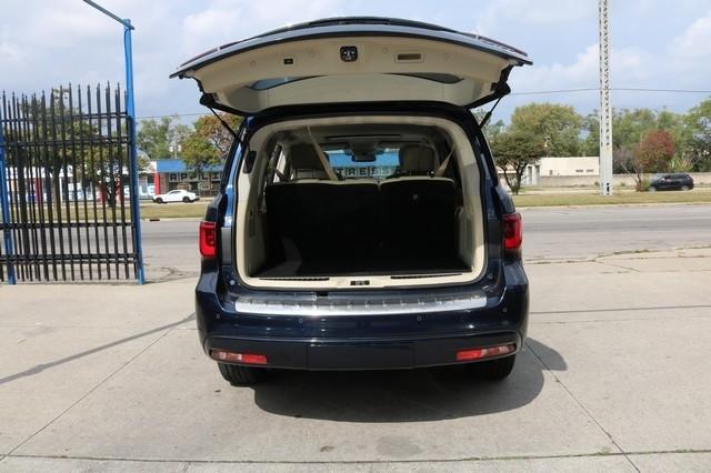 Infiniti QX80 LUXE AWD 2019