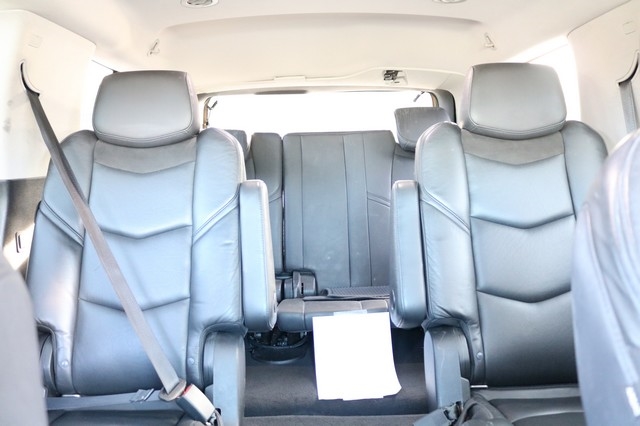 Cadillac Escalade 4WD 4dr Luxury 2019