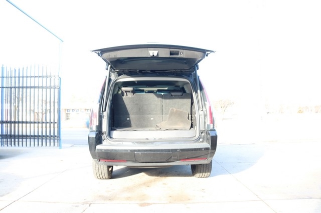 Cadillac Escalade 4WD 4dr Luxury 2019