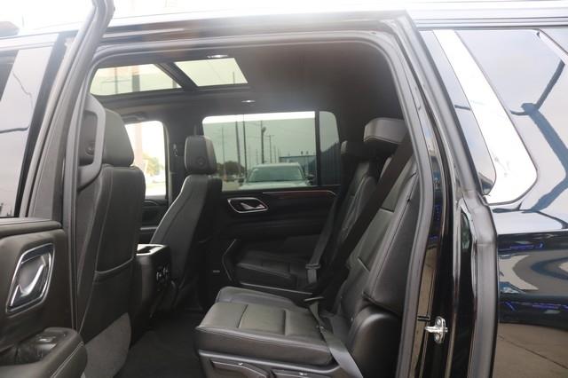 Chevrolet Suburban 4WD 4dr LT 2022