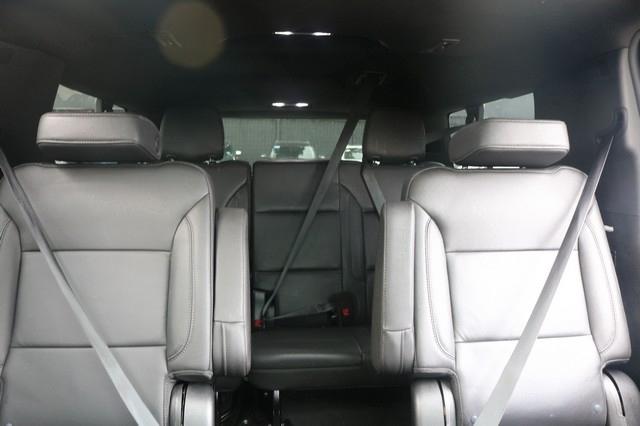 Chevrolet Suburban 4WD 4dr LT 2022