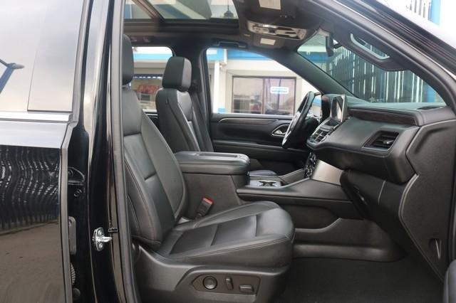 Chevrolet Suburban 4WD 4dr LT 2022