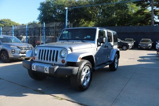 Jeep Wrangler Unlimited 4WD 4dr Sahara 2013