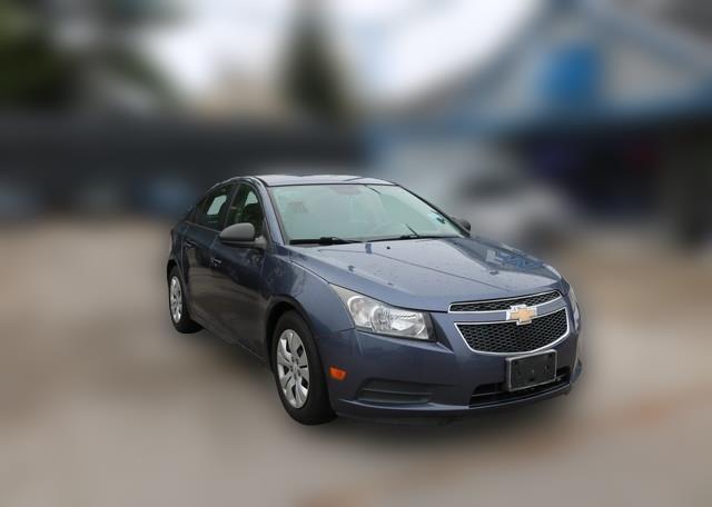 2013 Chevrolet Cruze 4dr Sdn Auto LS