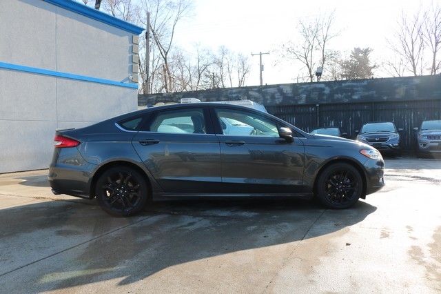 Ford Fusion SE FWD 2019