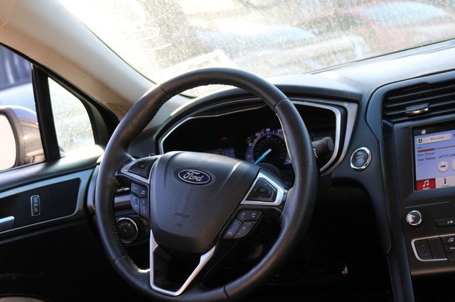 Ford Fusion SE FWD 2019