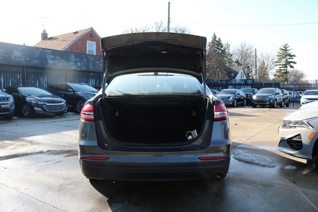 Ford Fusion SE FWD 2019