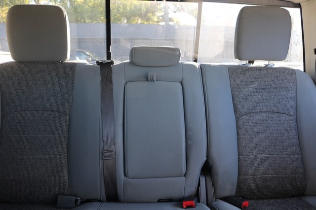 RAM 1500 Classic Lone Star 4x2 Crew Cab 5'7" Box 2019 RAM 1500 Classic Lone Star 4x2 Crew Cab 5'7" Box 2019