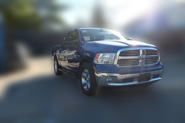 RAM 1500 Classic Lone Star 4x2 Crew Cab 5'7" Box 2019 RAM 1500 Classic Lone Star 4x2 Crew Cab 5'7" Box 2019
