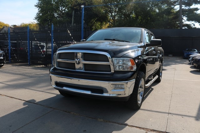 RAM 1500 4WD Crew Cab 140.5" Big Horn 2012 RAM 1500 4WD Crew Cab 140.5" Big Horn 2012