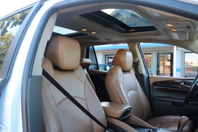 Buick Enclave FWD 4dr Leather 2016 Buick Enclave FWD 4dr Leather 2016