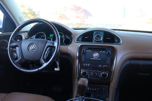 Buick Enclave FWD 4dr Leather 2016 Buick Enclave FWD 4dr Leather 2016