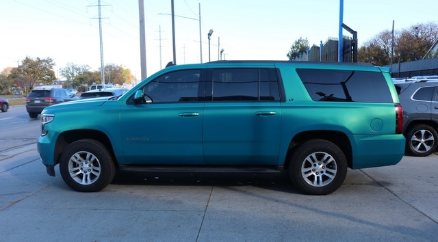 Chevrolet Suburban 4WD 4dr 1500 LT 2017 Chevrolet Suburban 4WD 4dr 1500 LT 2017
