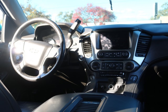 Chevrolet Suburban 4WD 4dr 1500 LT 2017 Chevrolet Suburban 4WD 4dr 1500 LT 2017