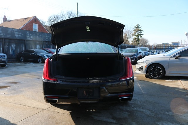 Cadillac XTS 4dr Sdn Luxury FWD 2019