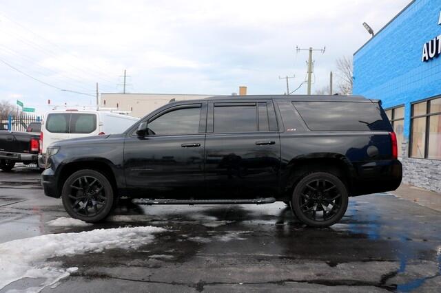 Chevrolet Suburban 4WD 4dr 1500 LT 2017