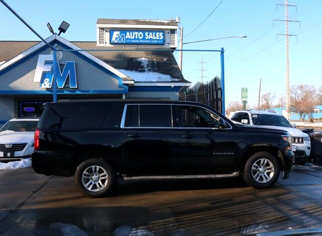 Chevrolet Suburban 4WD 4dr 1500 LT 2017