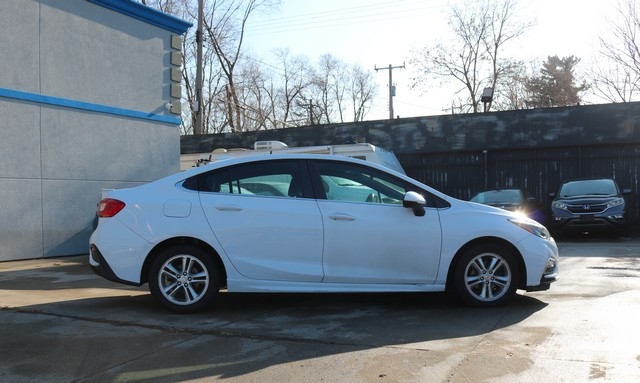 Chevrolet Cruze 4dr Sdn 1.4L LT w/1SD 2017