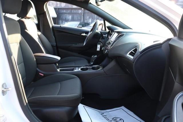 Chevrolet Cruze 4dr Sdn 1.4L LT w/1SD 2017