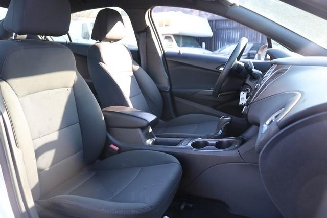 Chevrolet Cruze 4dr Sdn 1.4L LT w/1SD 2017