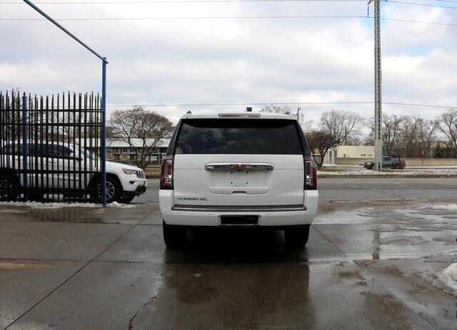 GMC Yukon XL 4WD 4dr Denali 2016