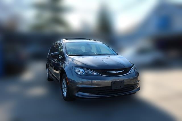 2020 Chrysler Voyager's photo