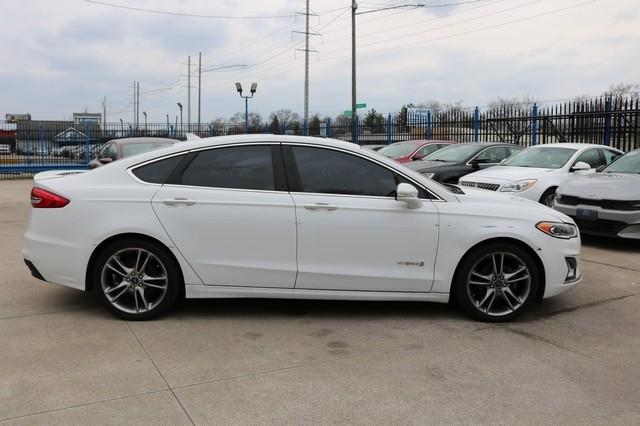 Ford Fusion Hybrid Titanium FWD 2019