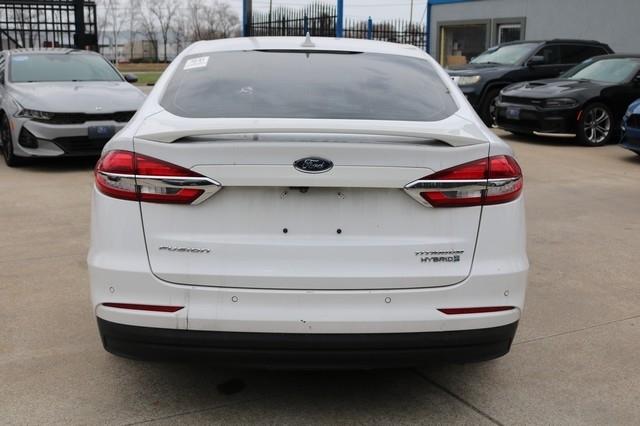 Ford Fusion Hybrid Titanium FWD 2019