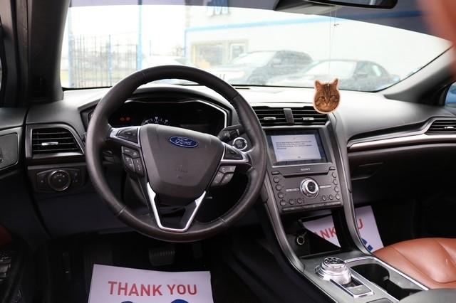 Ford Fusion Hybrid Titanium FWD 2019