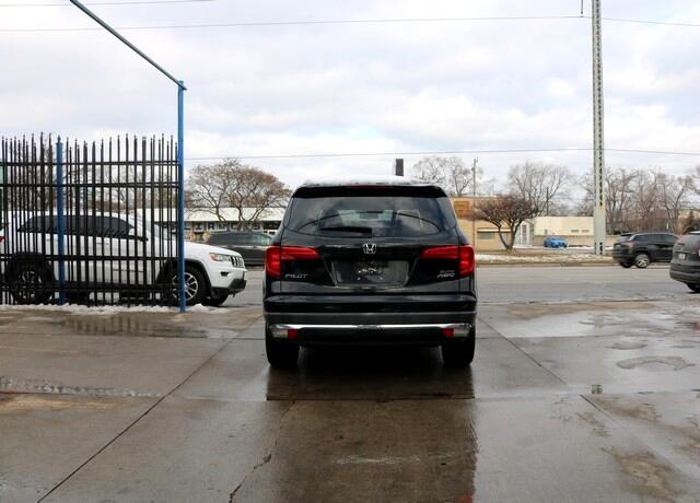 Honda Pilot AWD 4dr Elite w/RES & Navi 2016