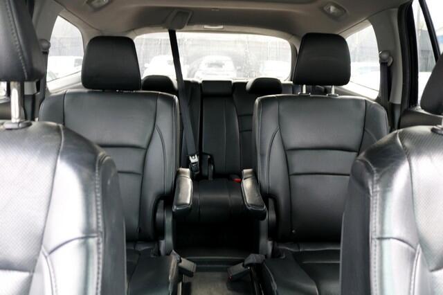 Honda Pilot AWD 4dr Elite w/RES & Navi 2016