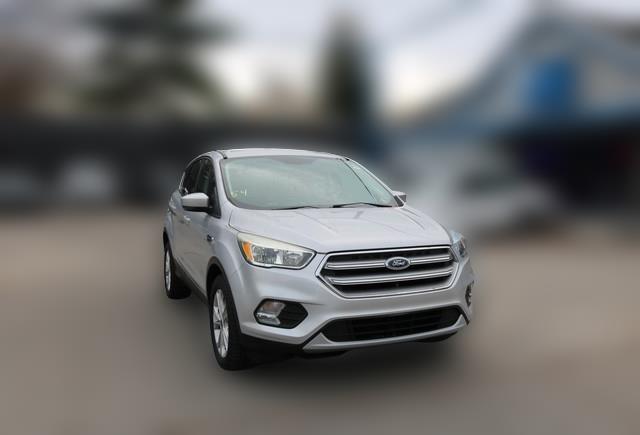 2017 Ford Escape SE's photo