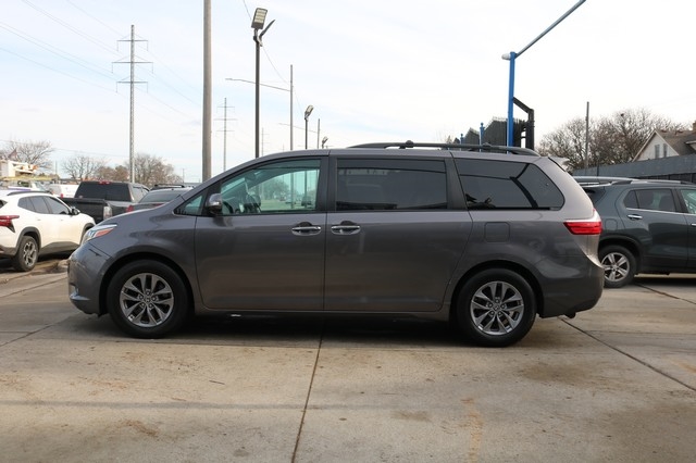Toyota Sienna 5dr 7-Pass Van XLE Premium AWD (Natl) 2015