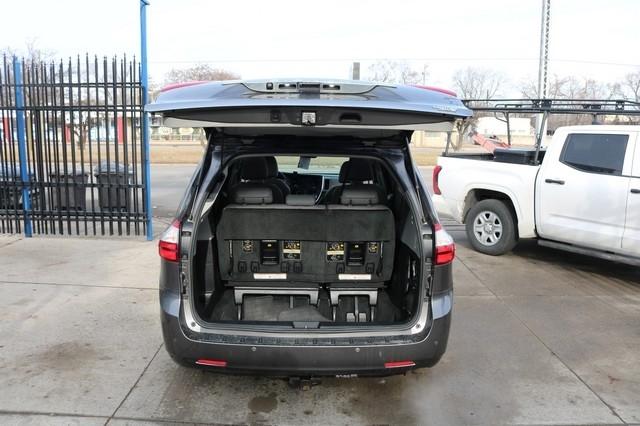 Toyota Sienna 5dr 7-Pass Van Ltd AWD (Natl) 2015