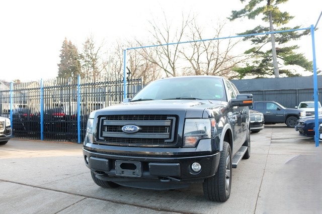 Ford F-150 4WD SuperCrew 145" XL 2014