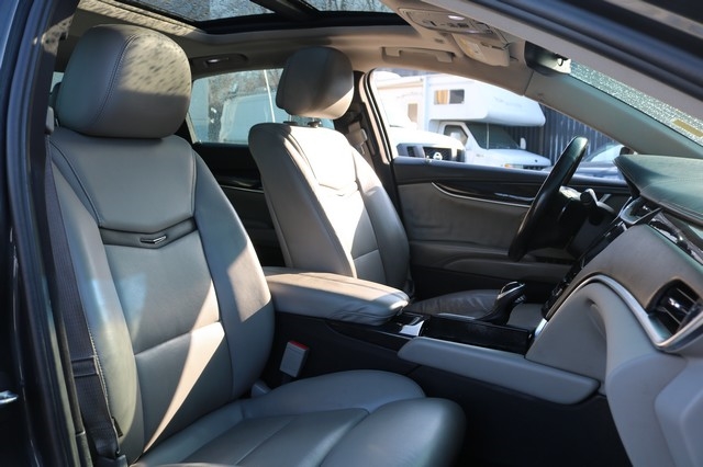 Cadillac XTS 4dr Sdn Luxury AWD 2013