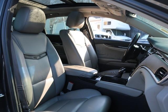 Cadillac XTS 4dr Sdn Luxury AWD 2013