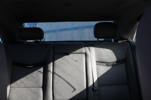 Cadillac XTS 4dr Sdn Luxury AWD 2013