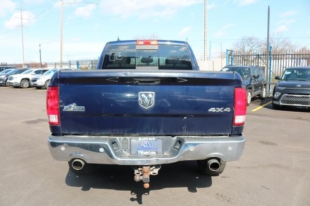 RAM 1500 Big Horn 4x4 Quad Cab 6'4" Box 2017