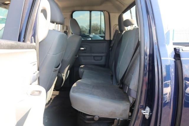 RAM 1500 Big Horn 4x4 Quad Cab 6'4" Box 2017