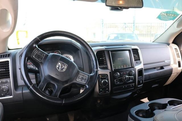 RAM 1500 Big Horn 4x4 Quad Cab 6'4" Box 2017