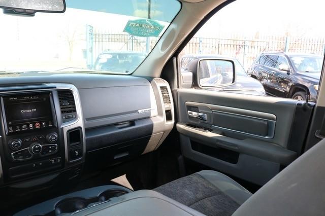 RAM 1500 Big Horn 4x4 Quad Cab 6'4" Box 2017