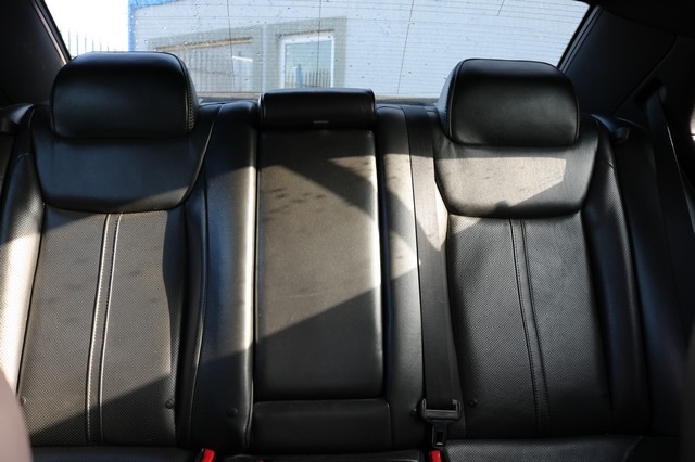 Chrysler 300 4dr Sdn 300C John Varvatos Limited Edition RWD 2013