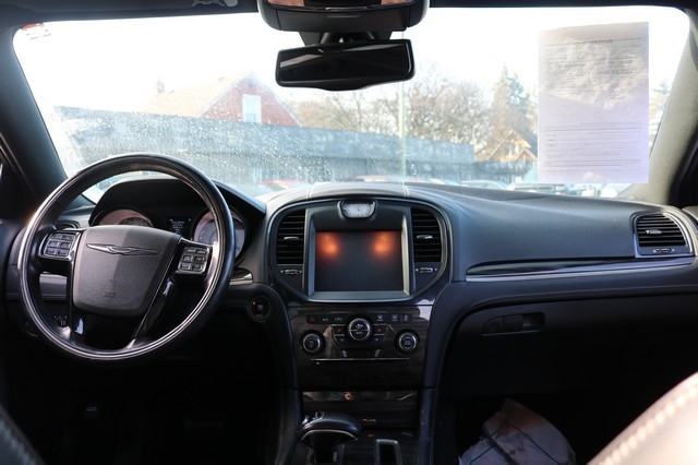 Chrysler 300 4dr Sdn 300C John Varvatos Limited Edition RWD 2013