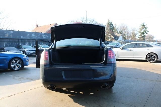 Chrysler 300 4dr Sdn 300C John Varvatos Limited Edition RWD 2013