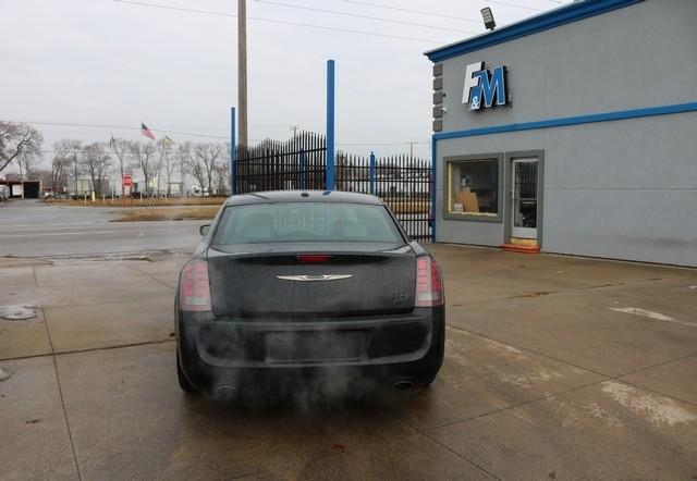 Chrysler 300 4dr Sdn 300C John Varvatos Limited Edition RWD 2013