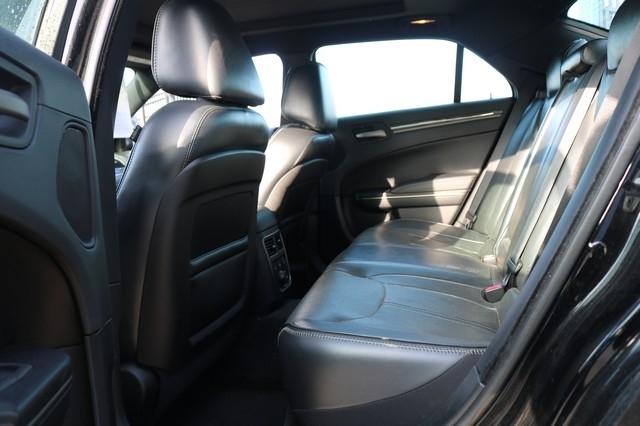 Chrysler 300 4dr Sdn 300C John Varvatos Limited Edition RWD 2013