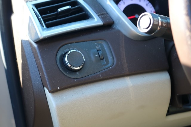 Cadillac SRX AWD 4dr Luxury Collection 2011