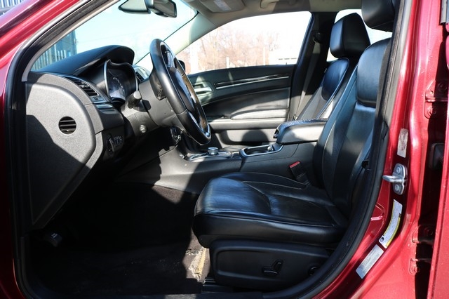 Chrysler 300 4dr Sdn 300C AWD 2016